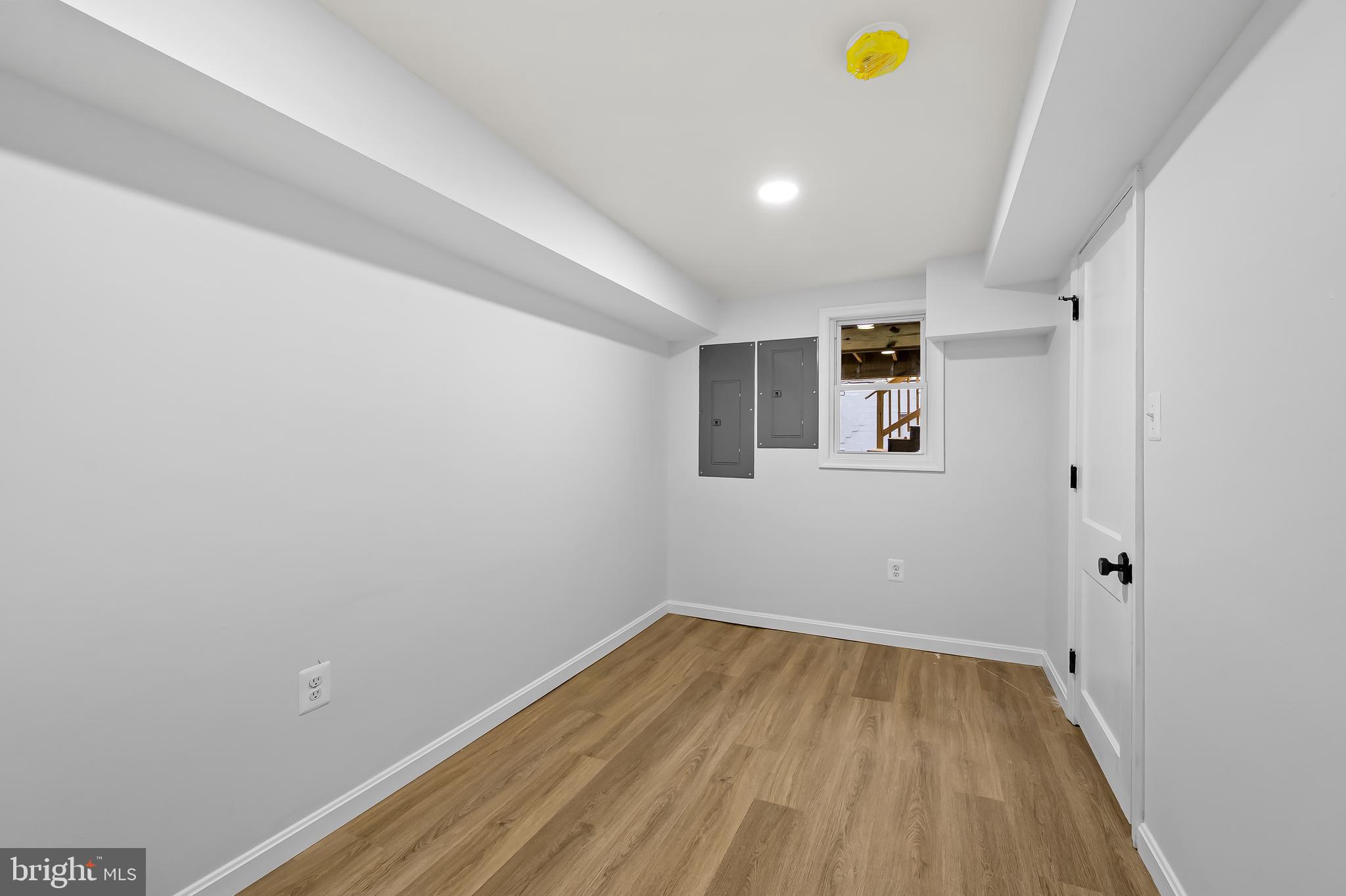 CHARLES VILLAGE - Residential