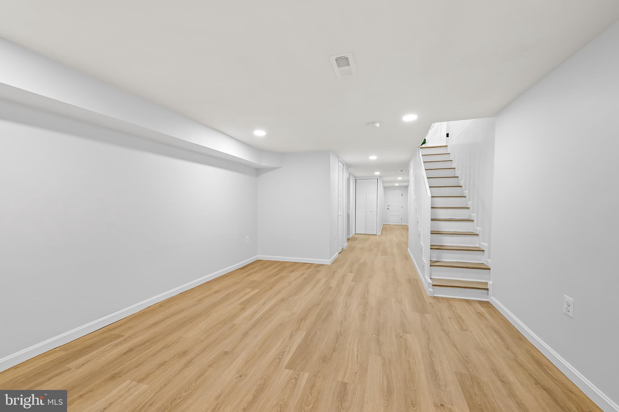 CHARLES VILLAGE - Residential