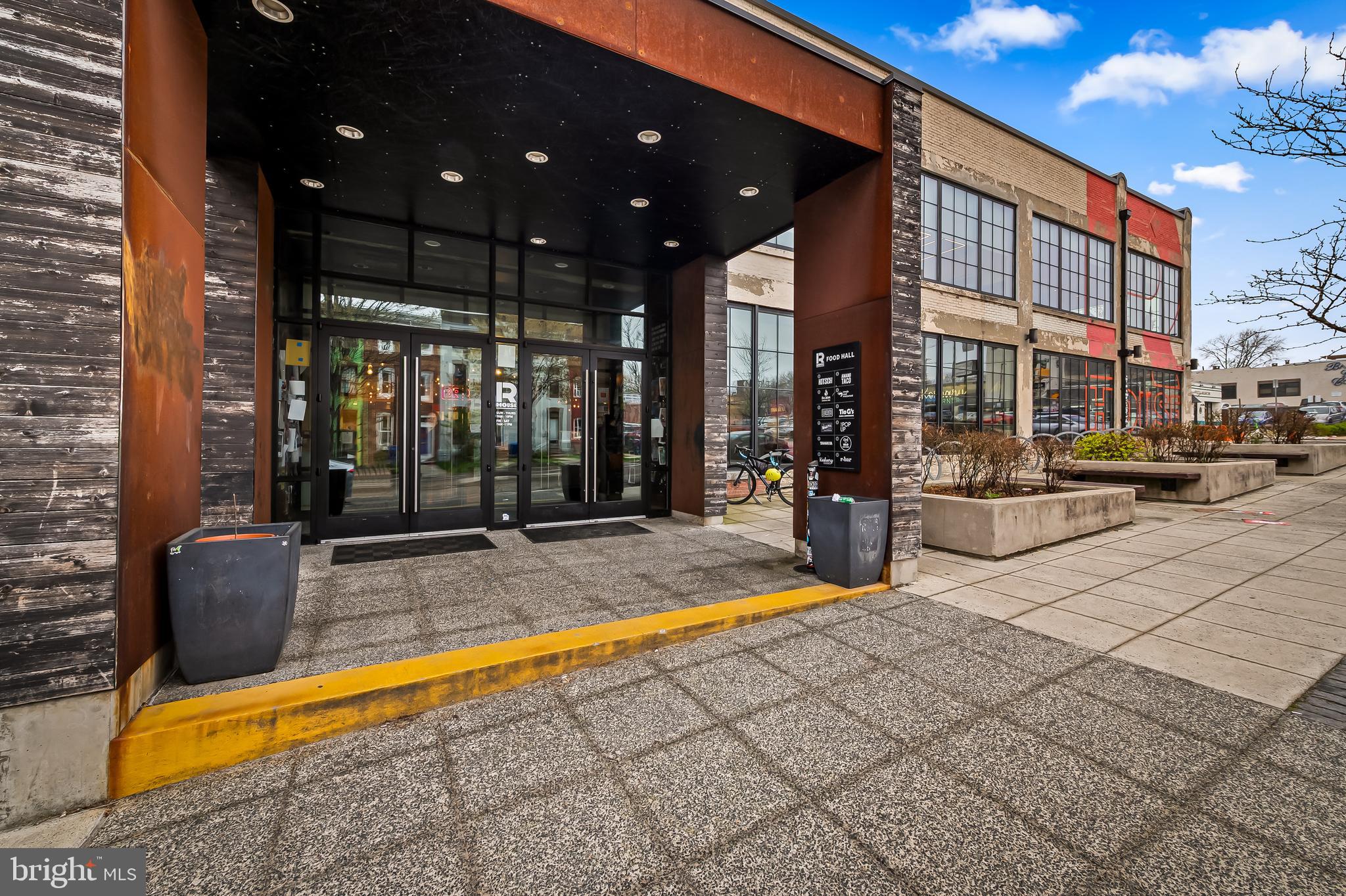 CHARLES VILLAGE - Residential