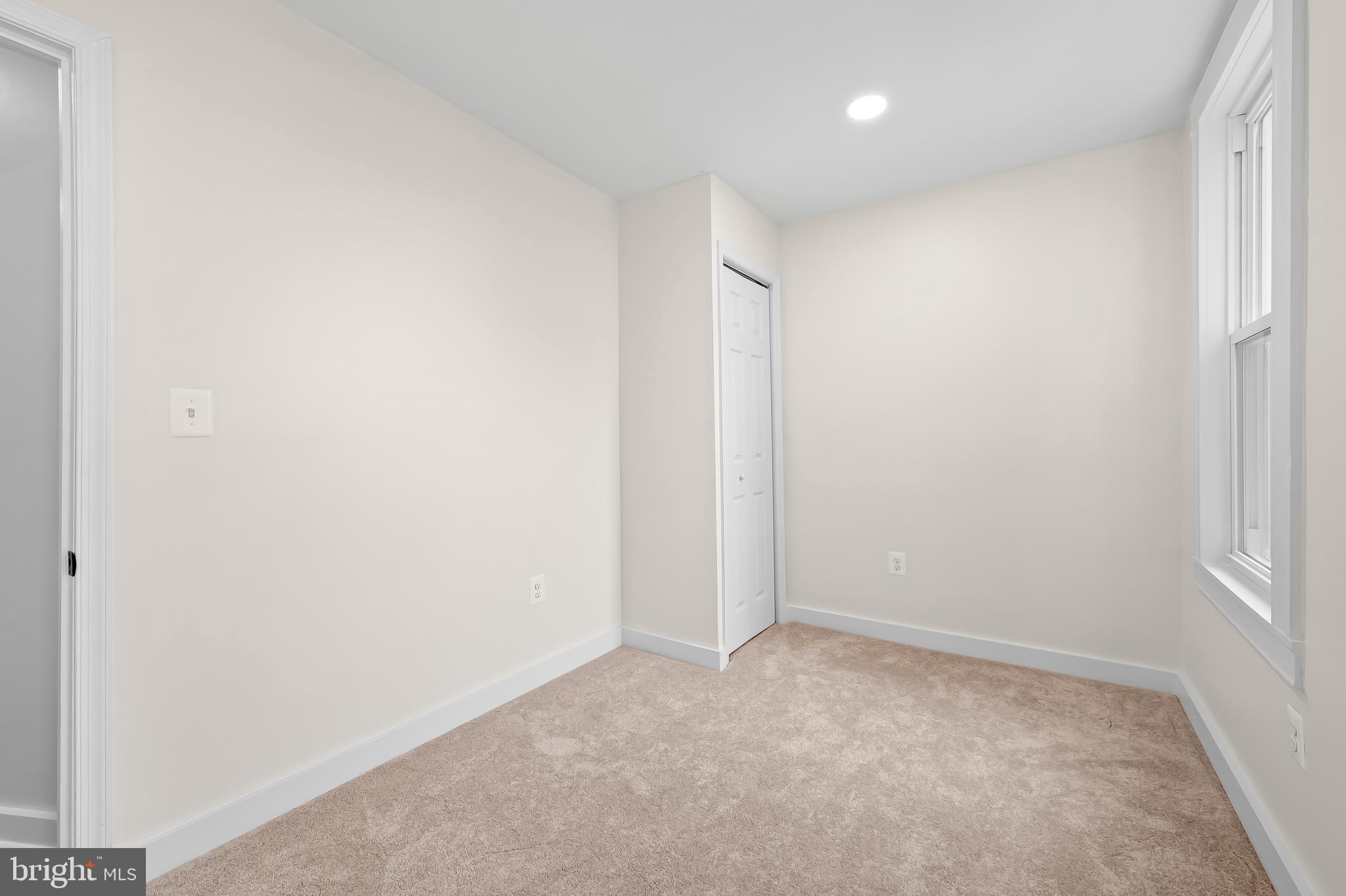 CHARLES VILLAGE - Residential