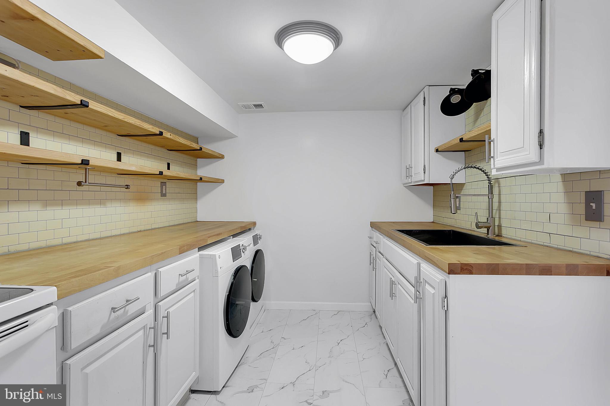 LOCH LOMOND - Residential