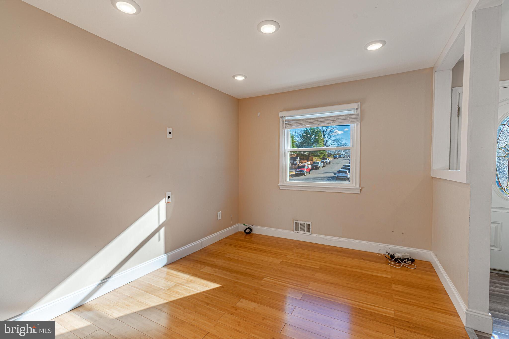 LOCH LOMOND - Residential