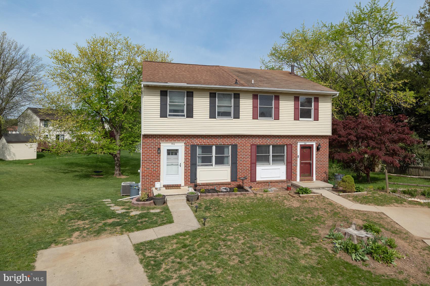 706 RILEY COURT