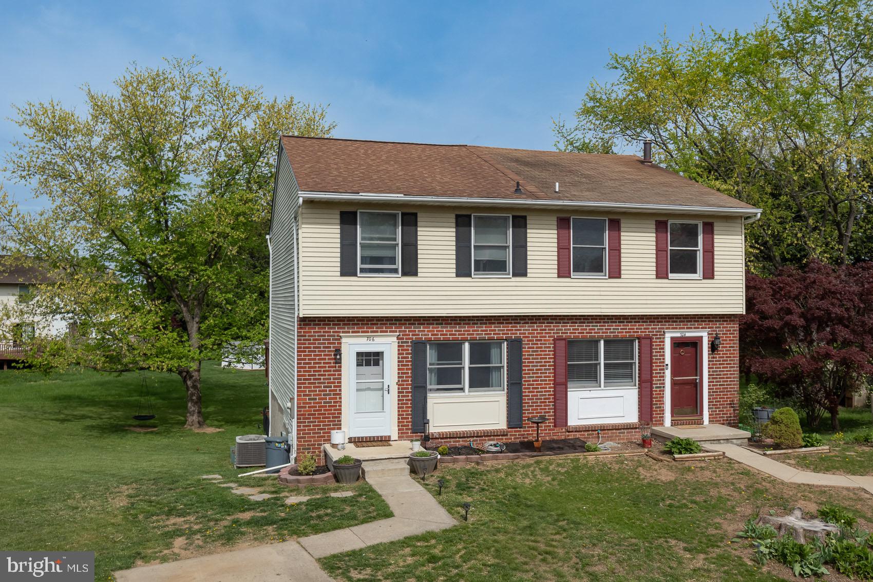 706 RILEY COURT