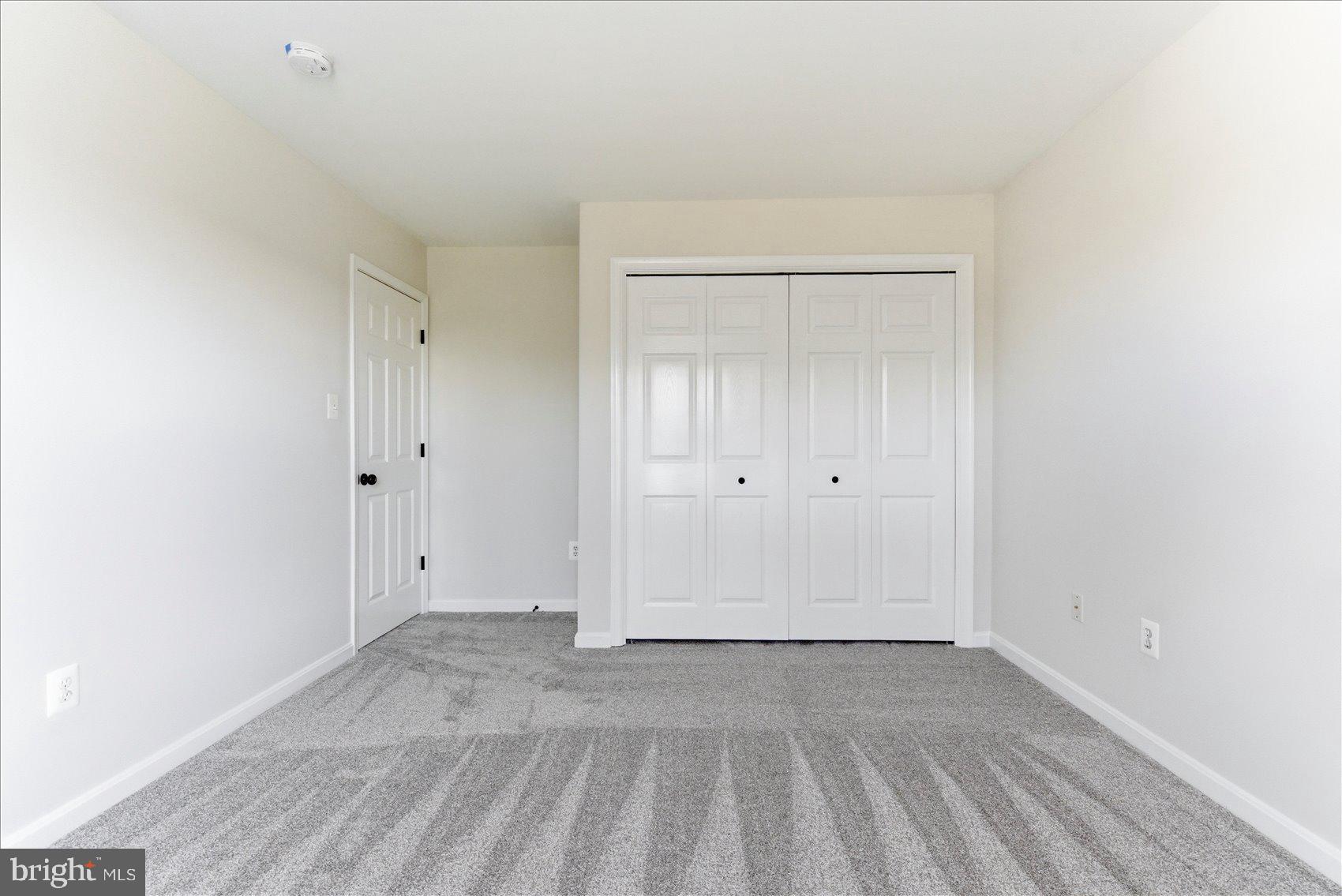 FOREST LAKES - Residential