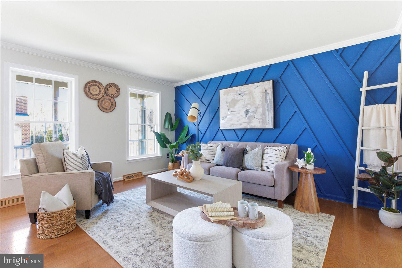 FOREST LAKES - Residential