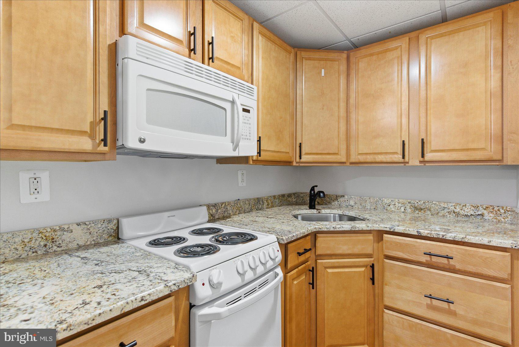 FOREST LAKES - Residential