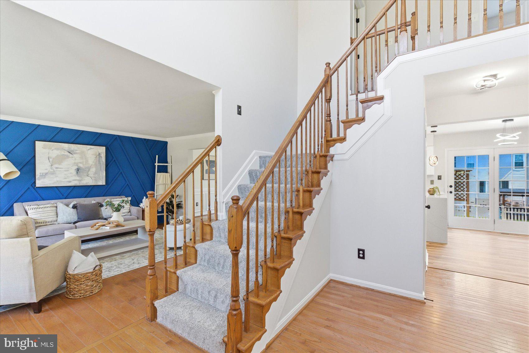 FOREST LAKES - Residential