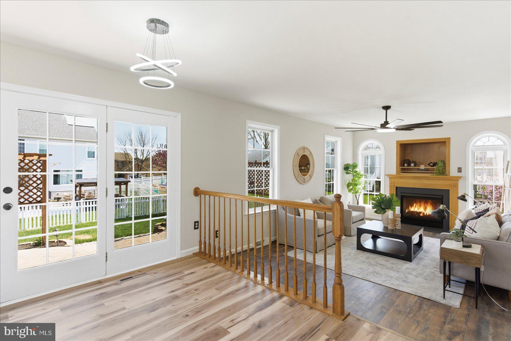 FOREST LAKES - Residential