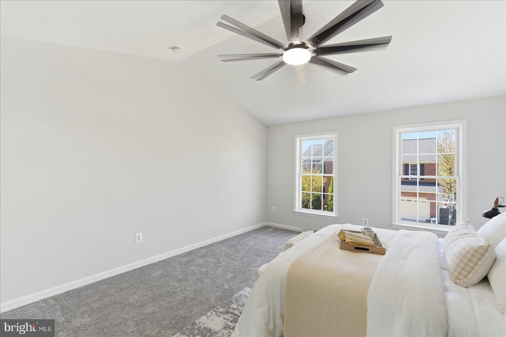 FOREST LAKES - Residential