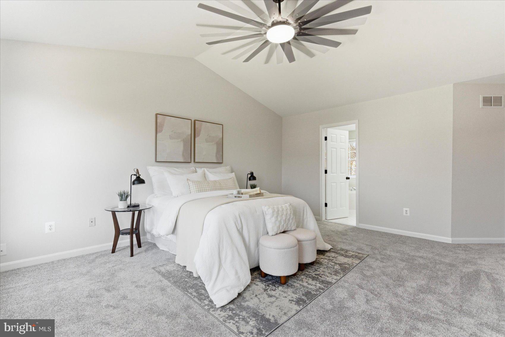 FOREST LAKES - Residential