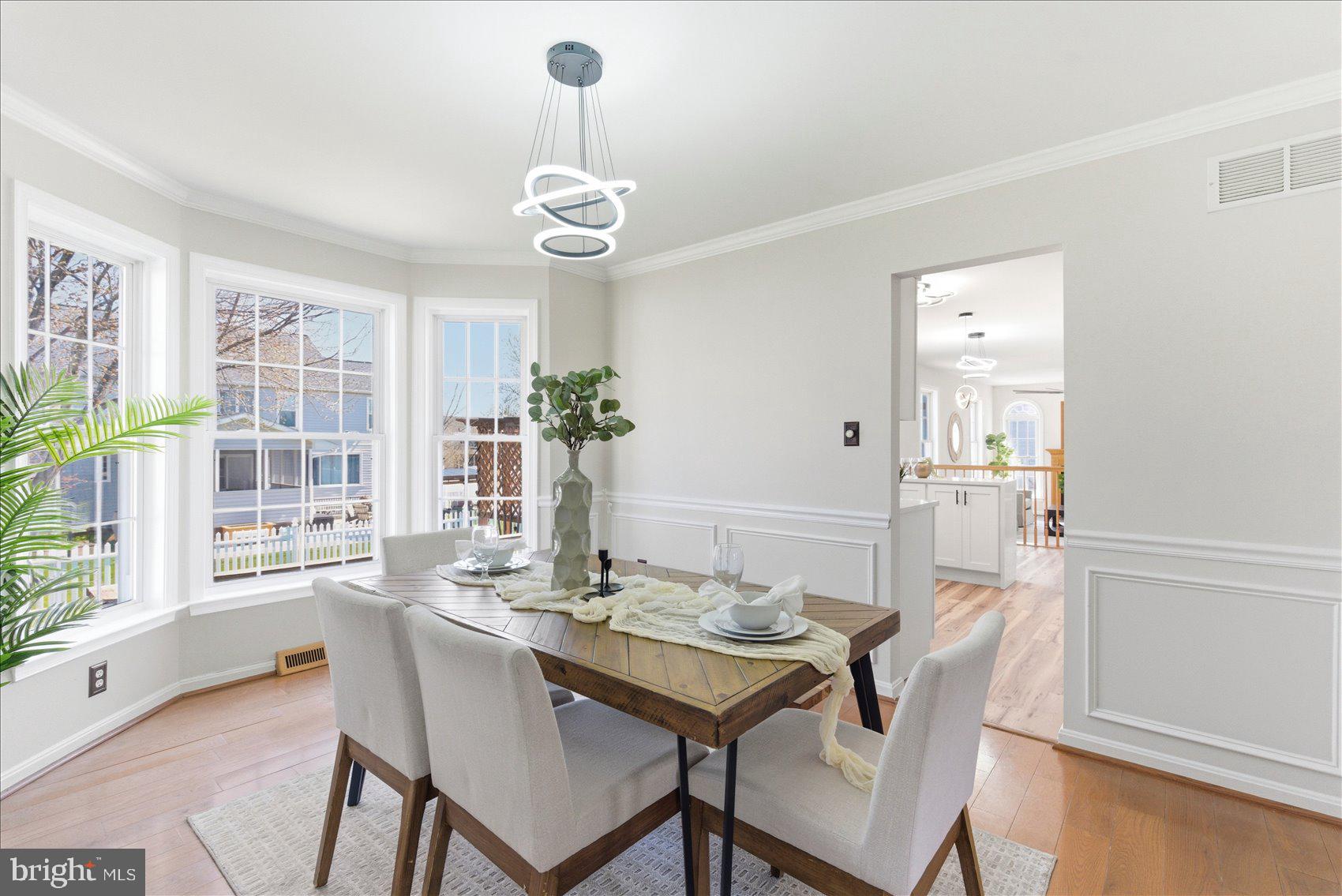 FOREST LAKES - Residential