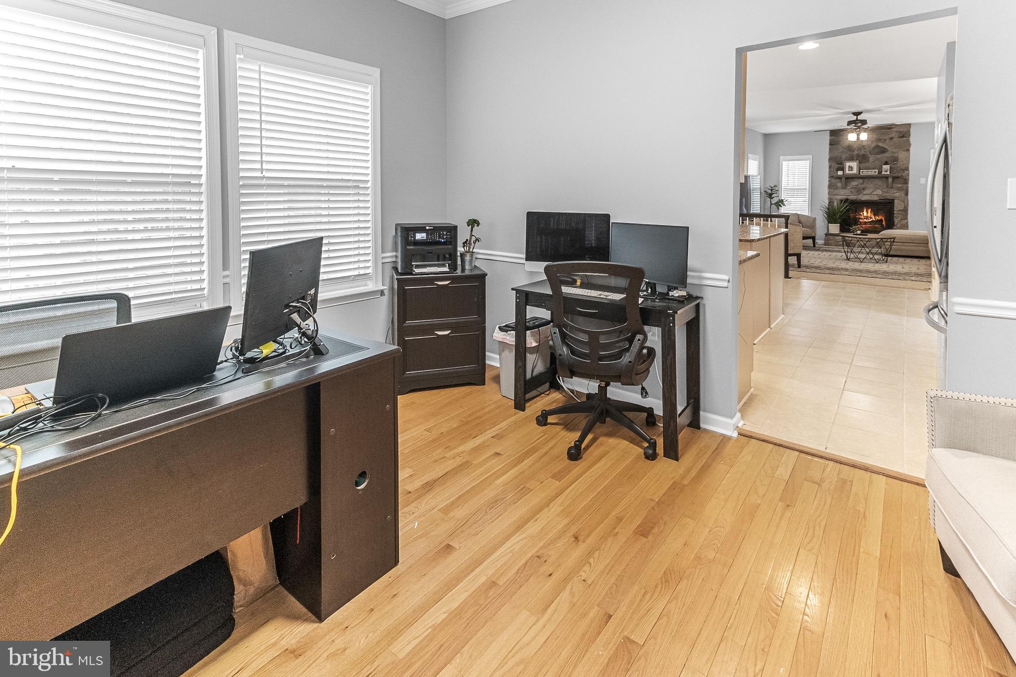 LAUREL RIDGE - Residential