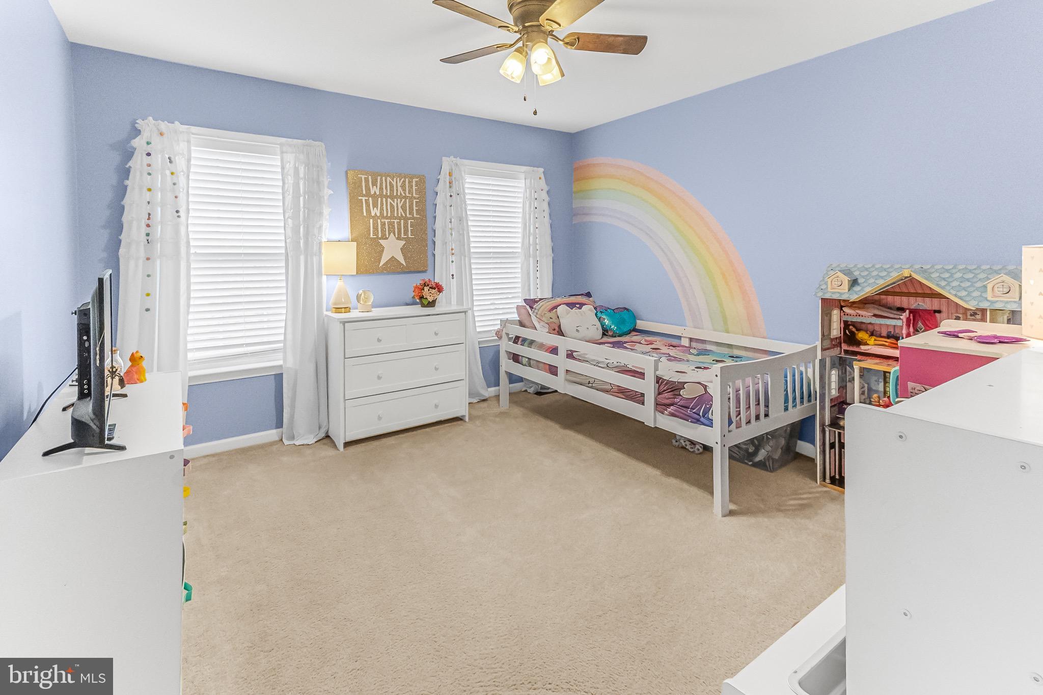 LAUREL RIDGE - Residential