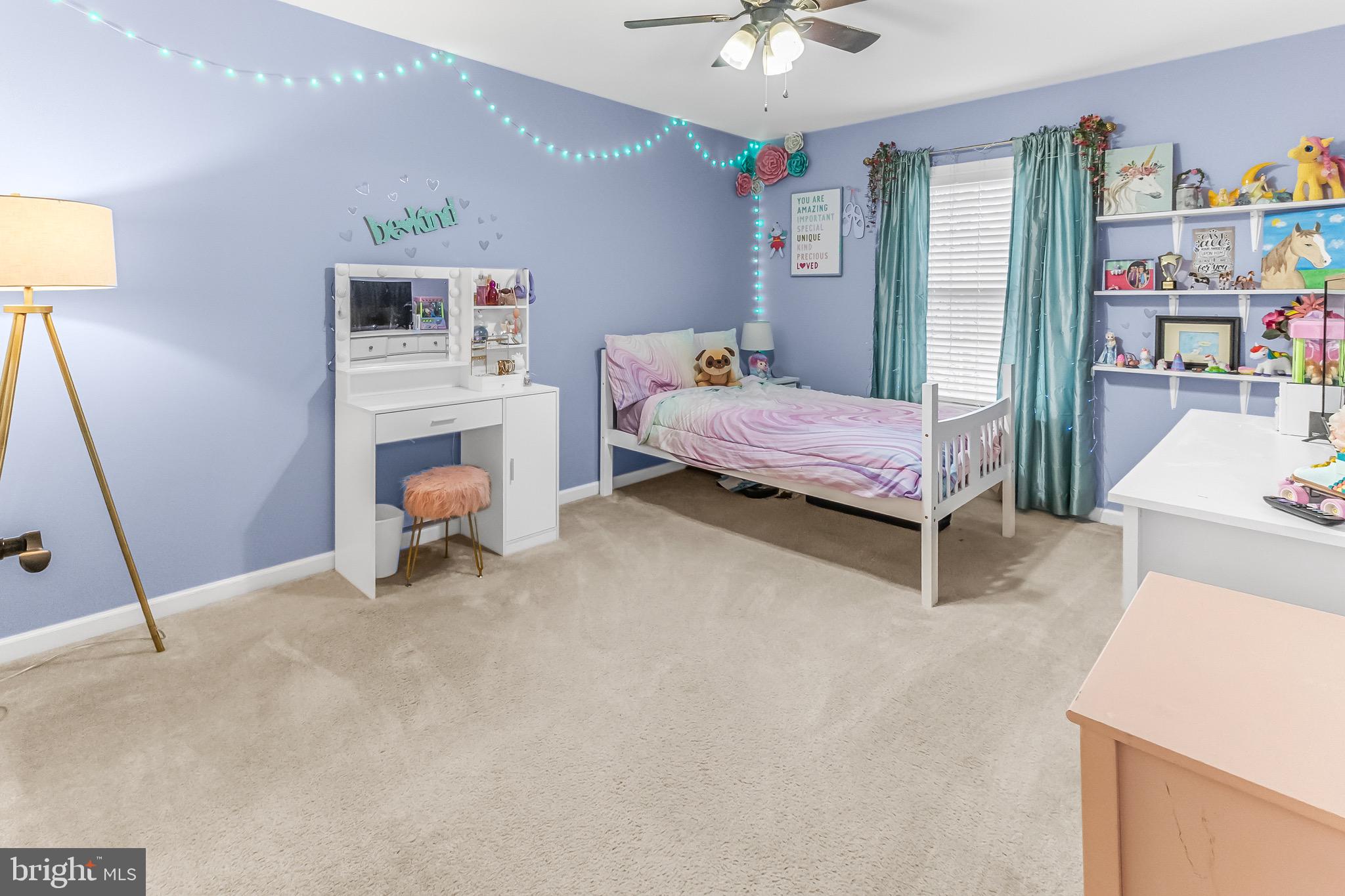 LAUREL RIDGE - Residential