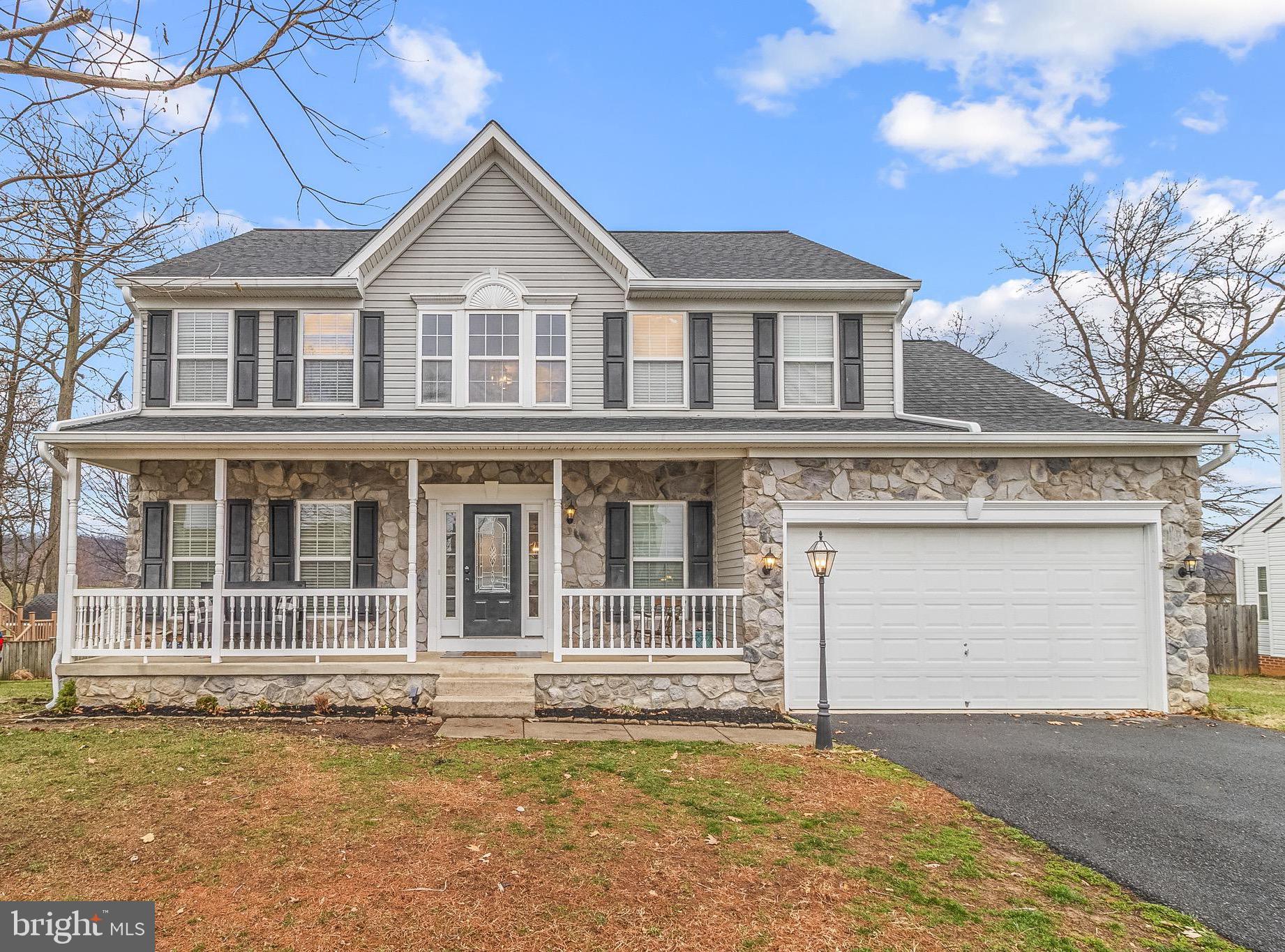 LAUREL RIDGE - Residential