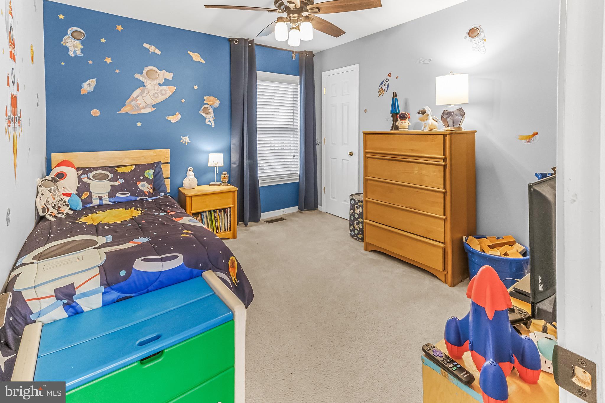 LAUREL RIDGE - Residential