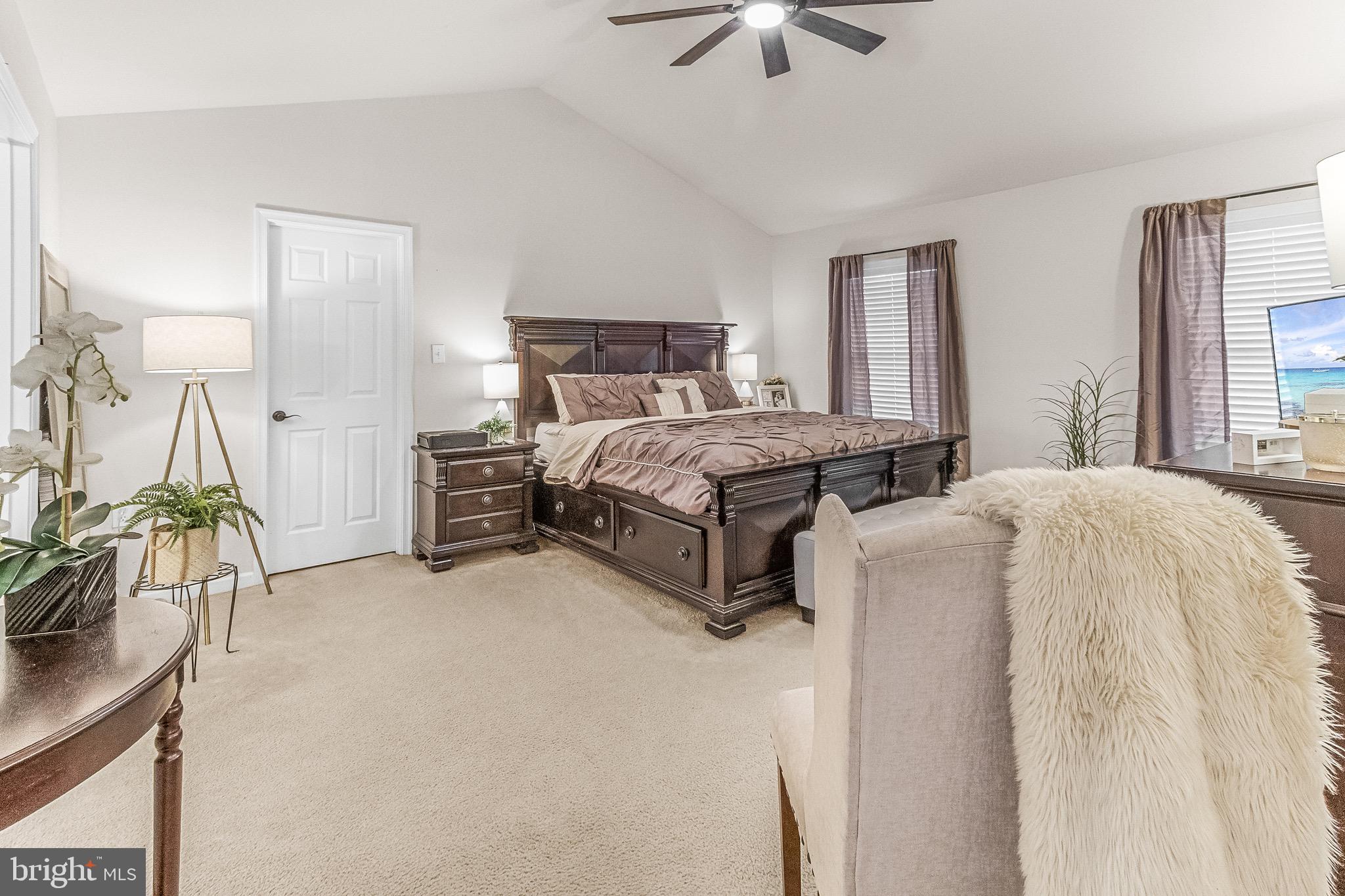 LAUREL RIDGE - Residential