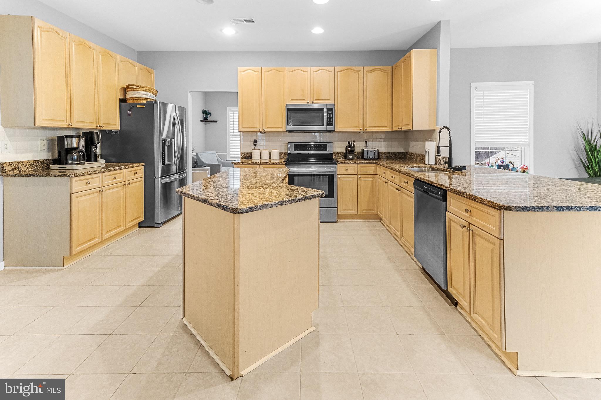 LAUREL RIDGE - Residential