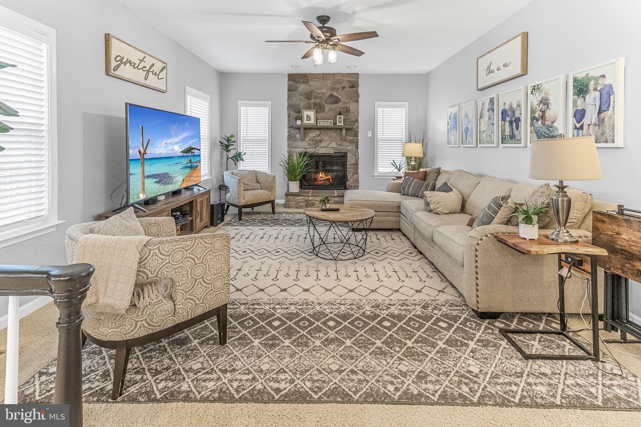 LAUREL RIDGE - Residential