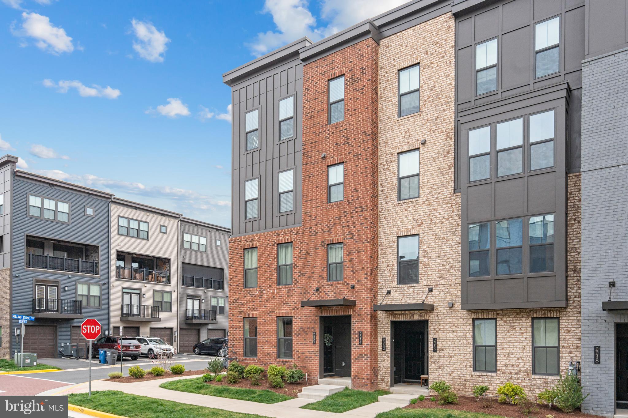 WOODLAND PARK - Residential