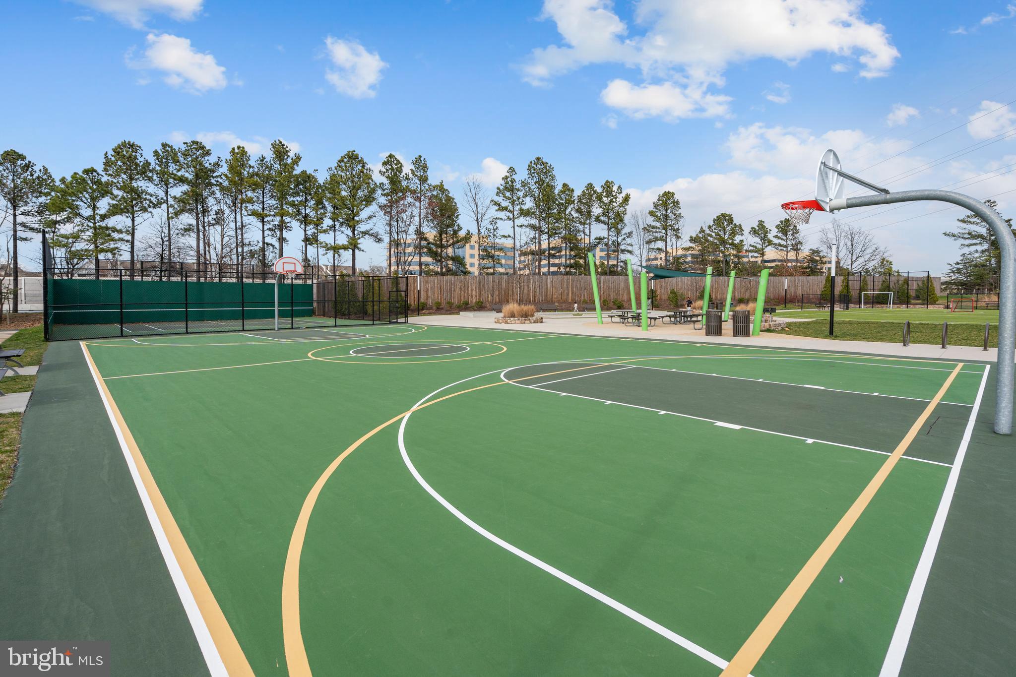 WOODLAND PARK - Residential