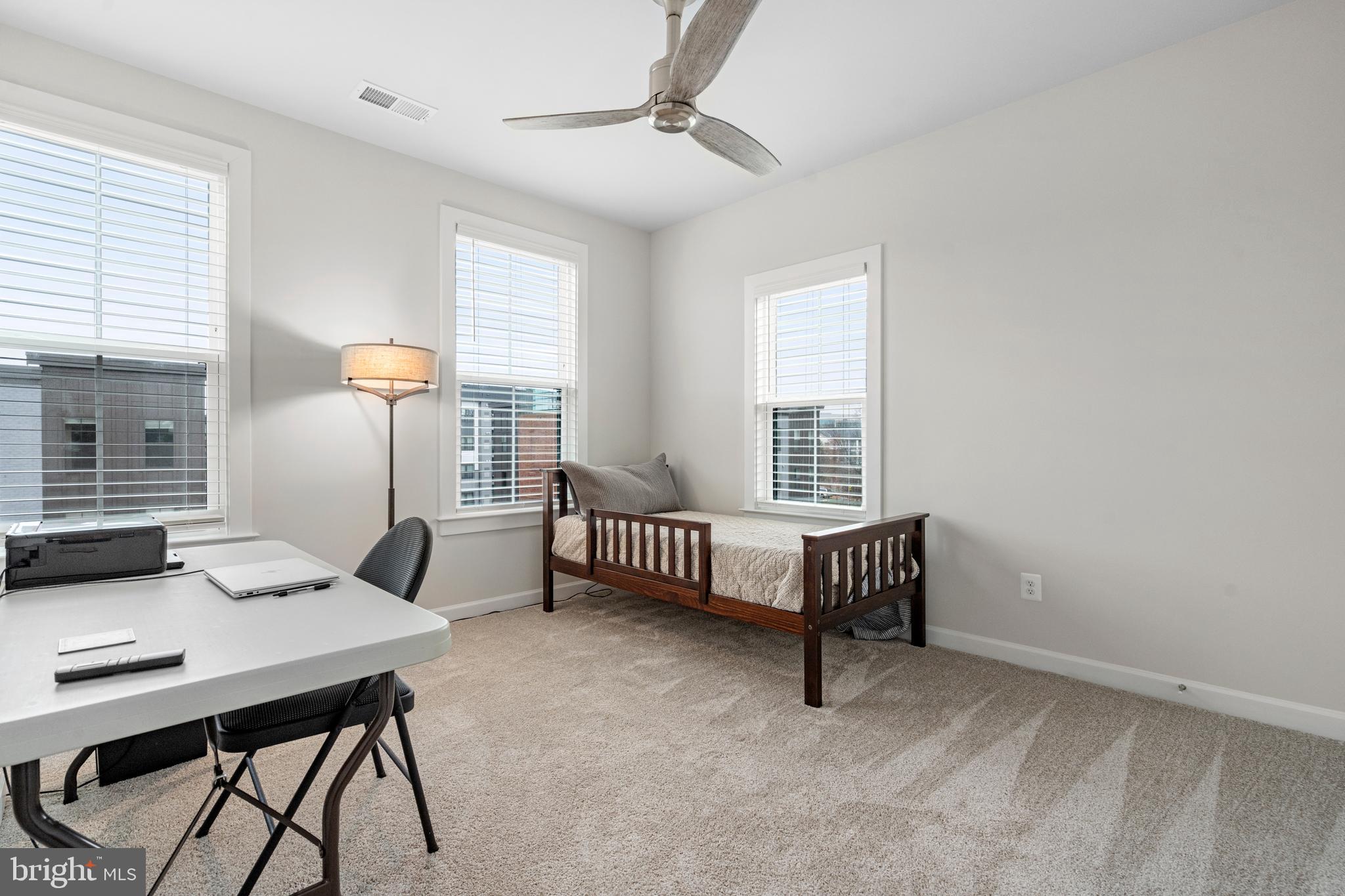 WOODLAND PARK - Residential