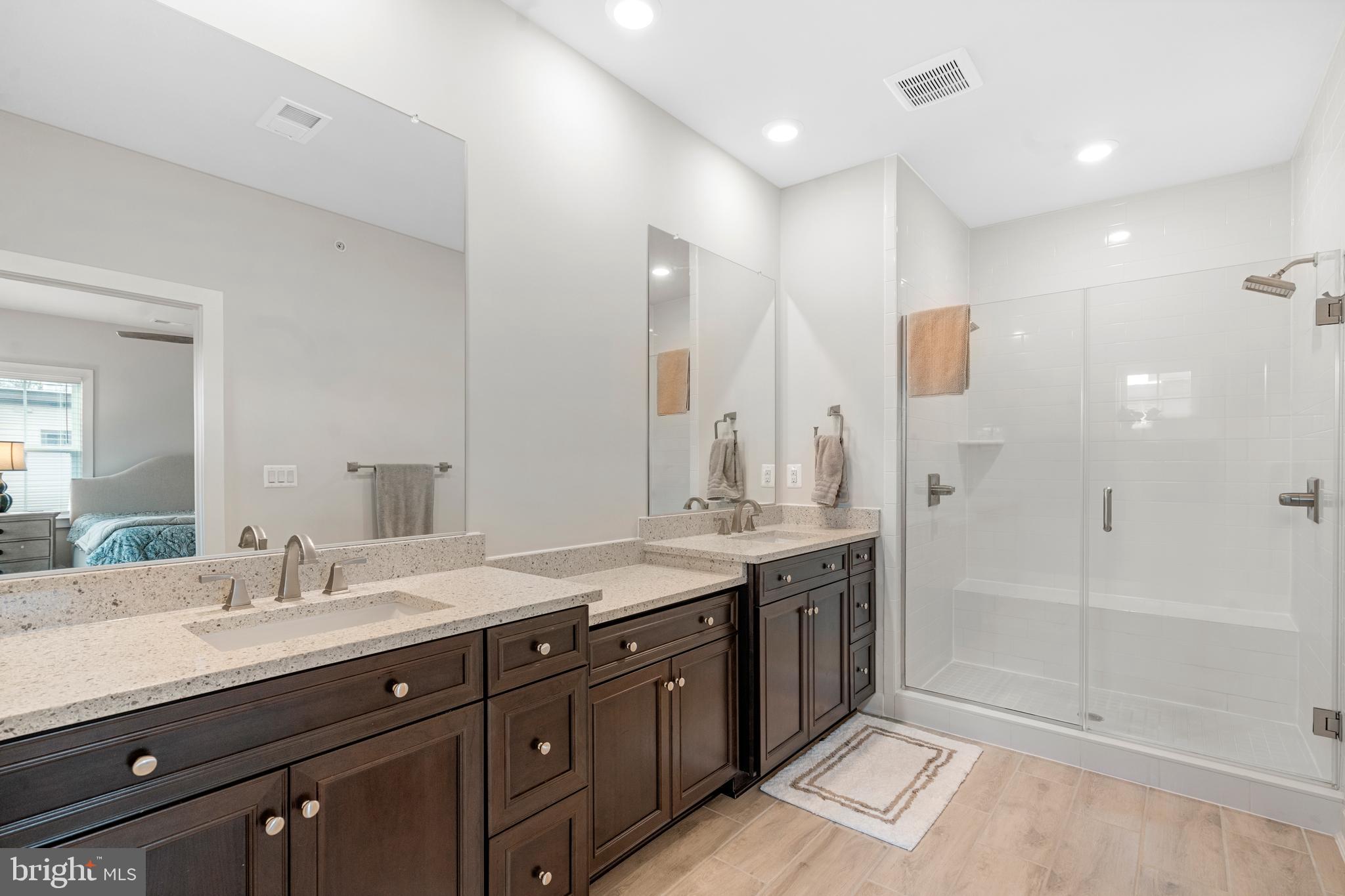 WOODLAND PARK - Residential