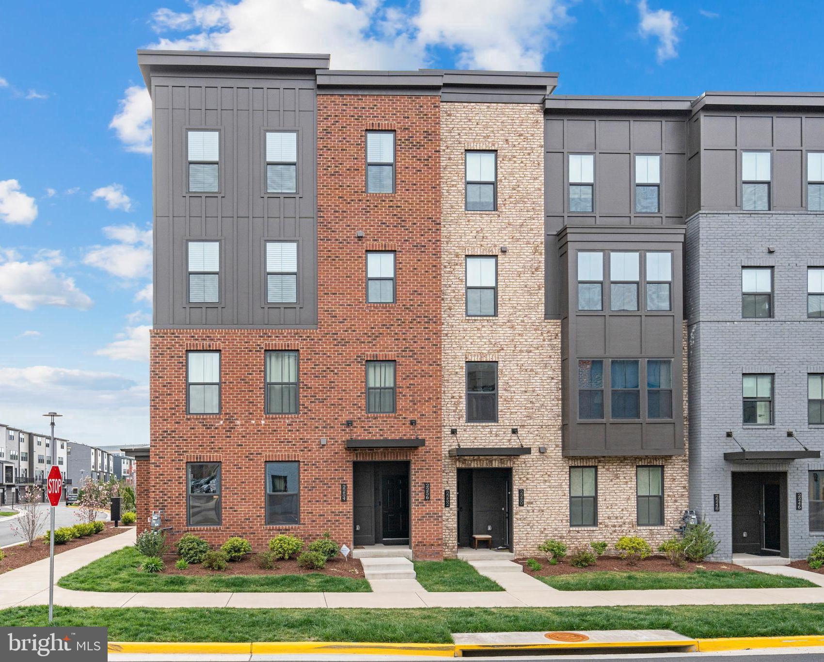 WOODLAND PARK - Residential