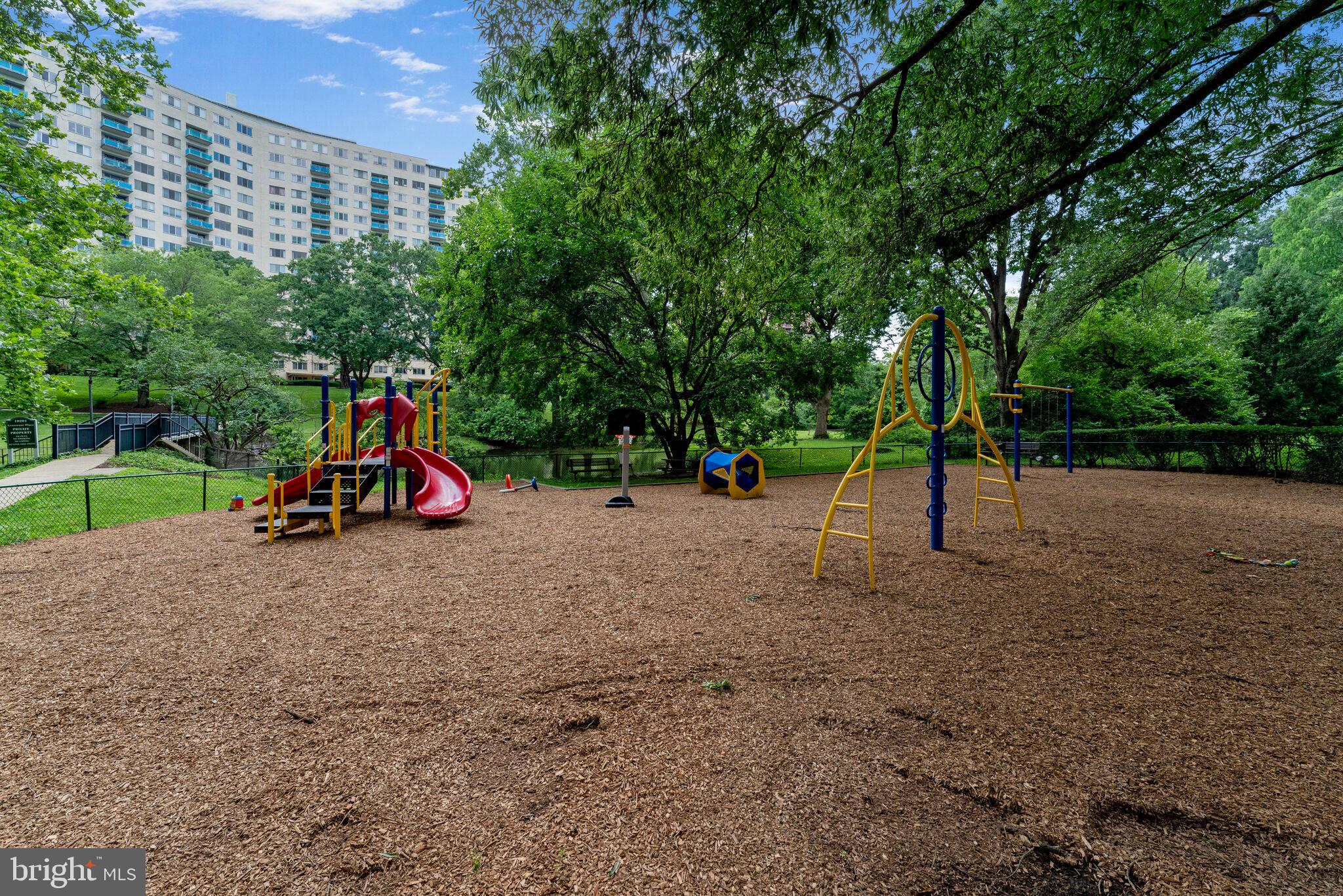 GROSVENOR PARK - Residential