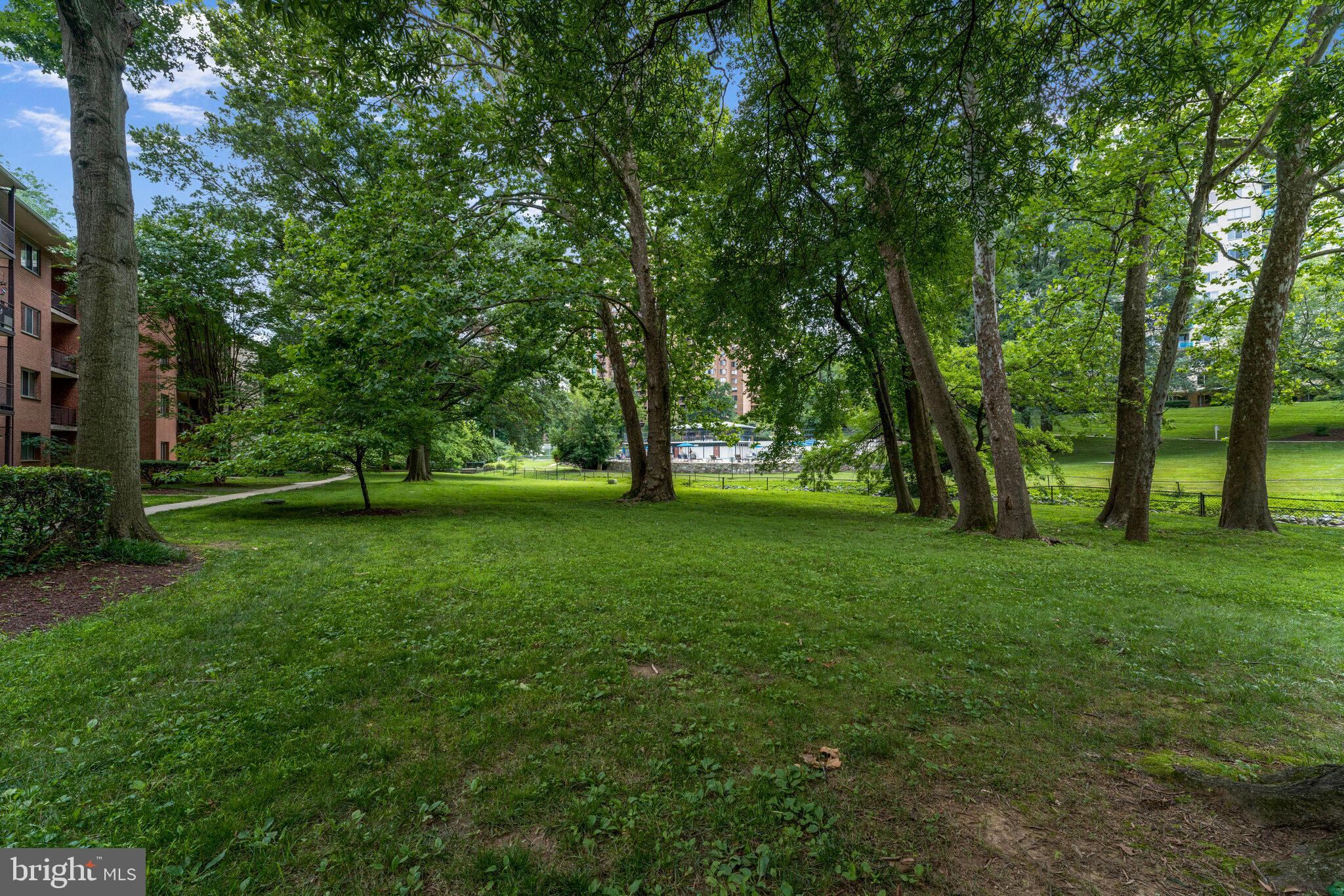 GROSVENOR PARK - Residential