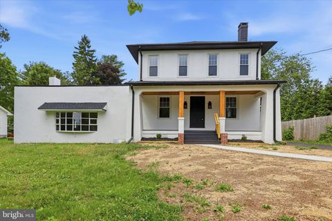 Photo of 489 Grand Avenue, EWING, NJ 08628 (MLS # NJME2079610)