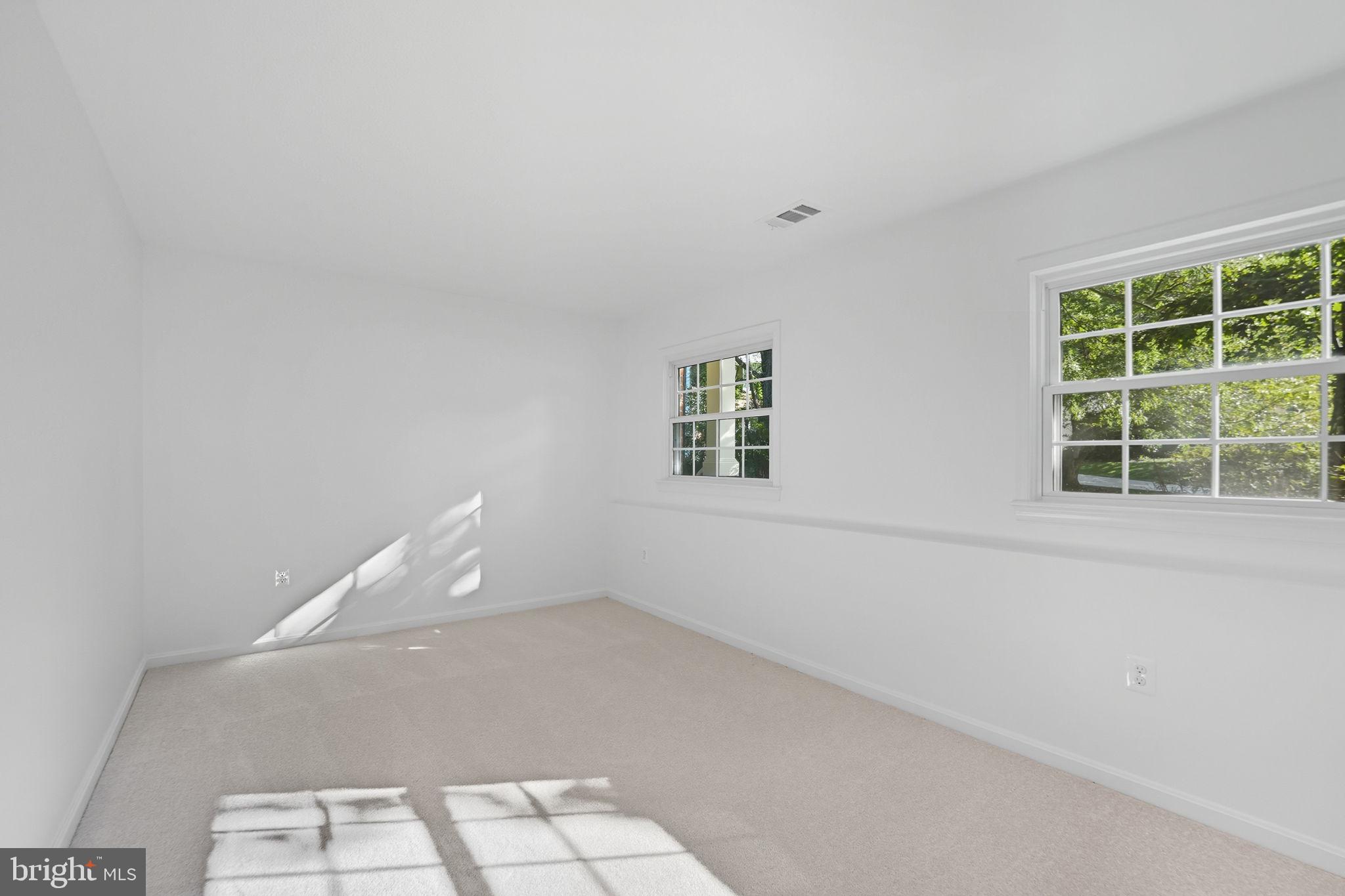 GEORGE MASON FOREST - Residential