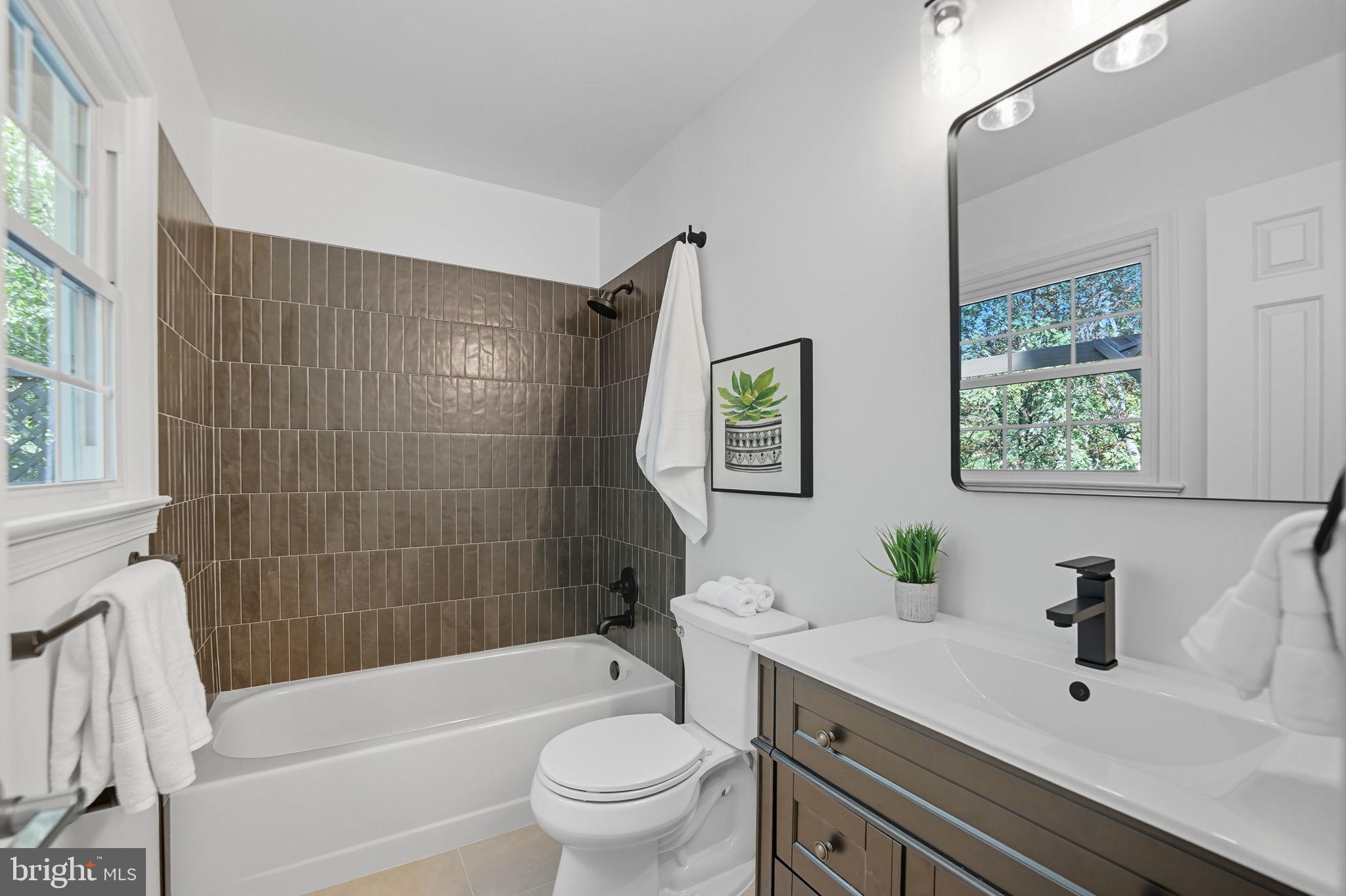 GEORGE MASON FOREST - Residential