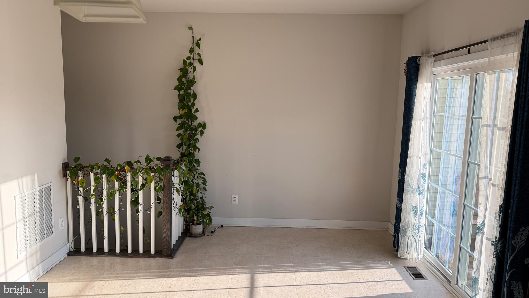 CHESTNUT HILL PRESERVES - Residential