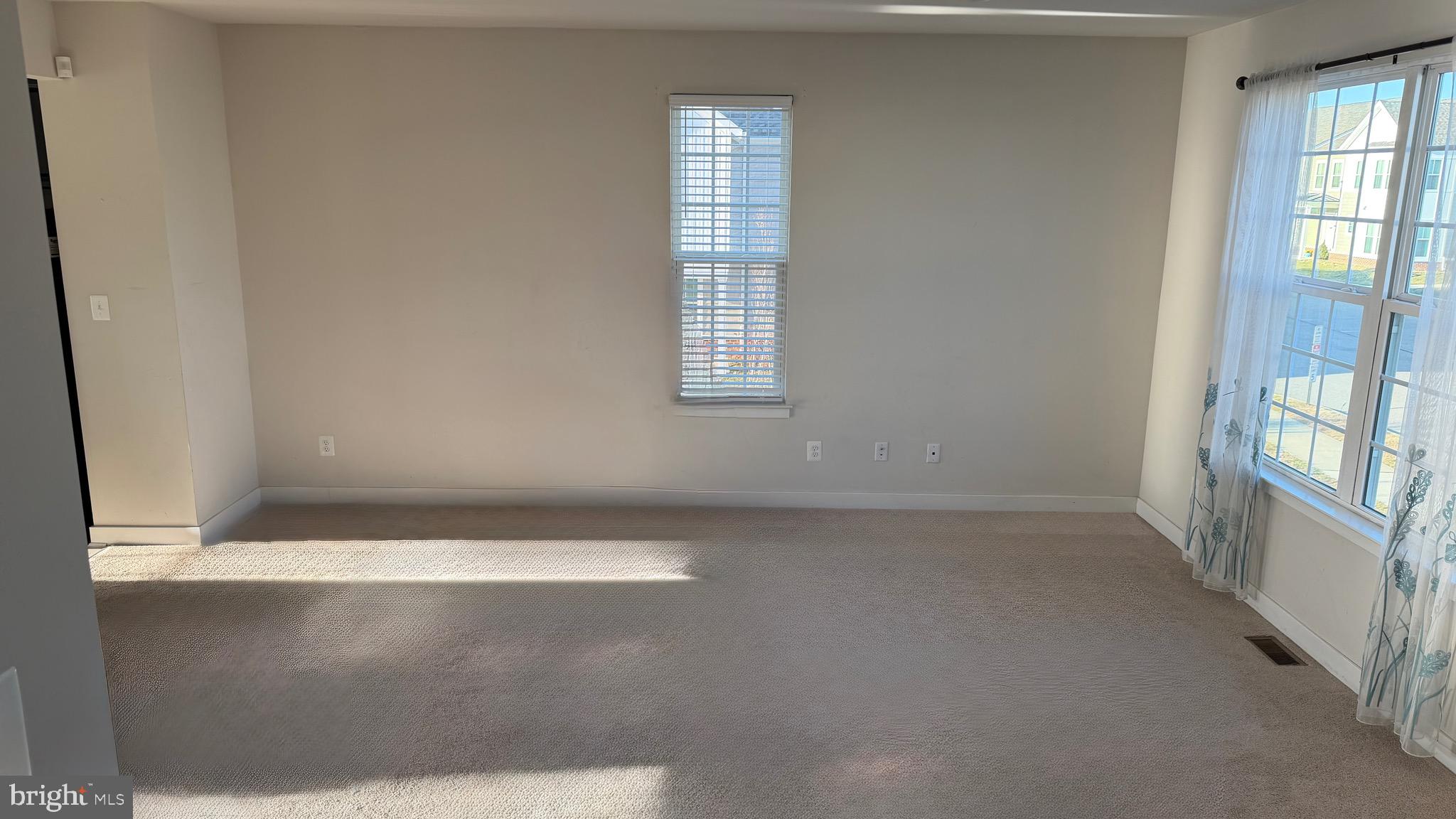 CHESTNUT HILL PRESERVES - Residential