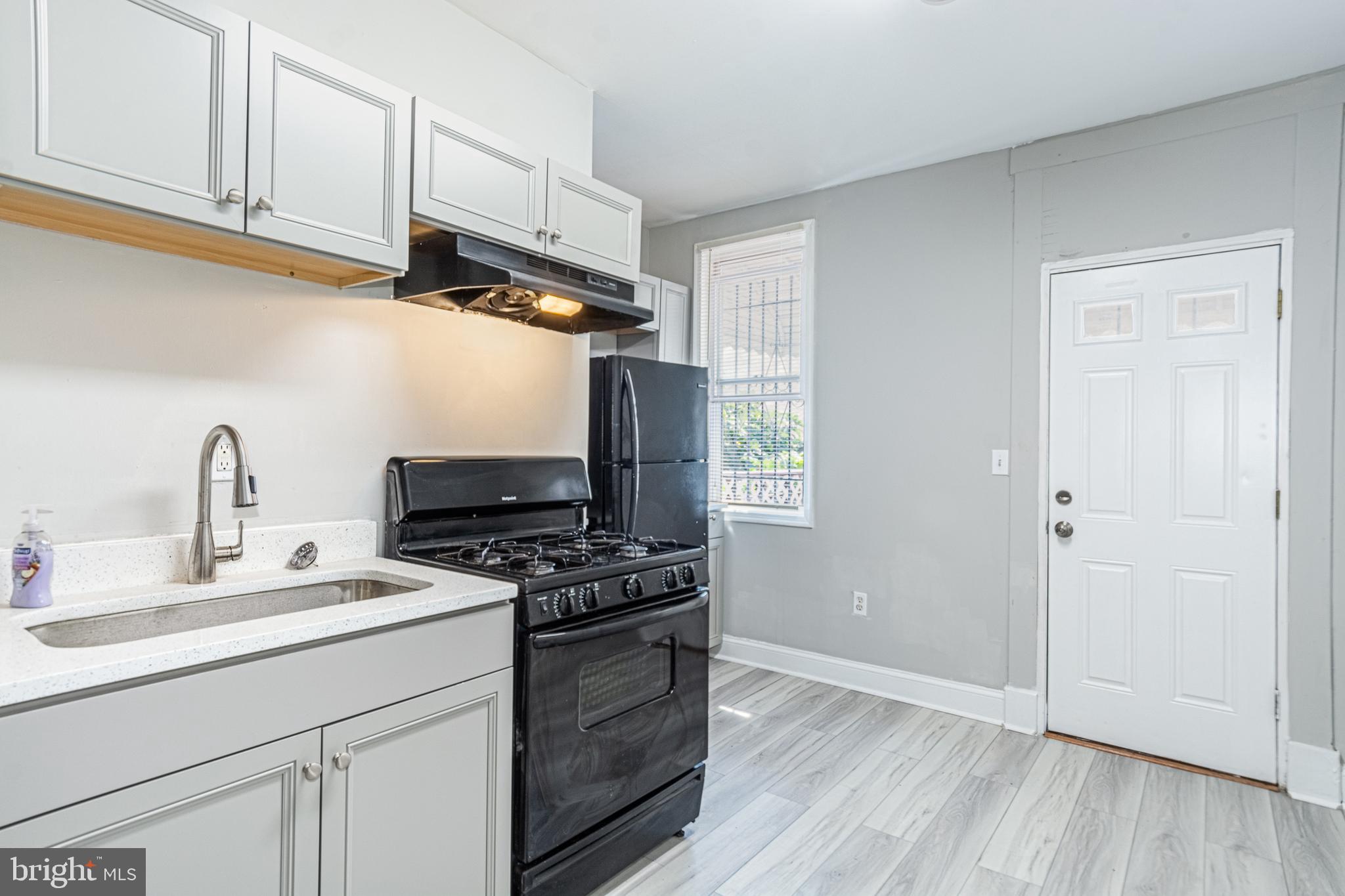 WAVERLY - Residential