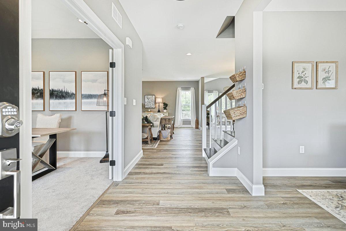 MEADOWBROOK - Residential