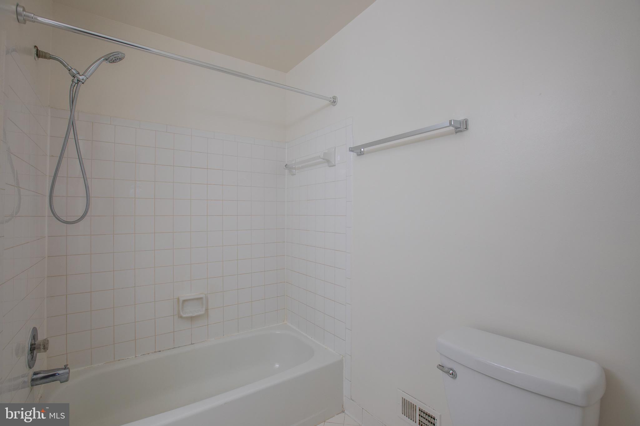 GERMANTOWN - Residential Lease