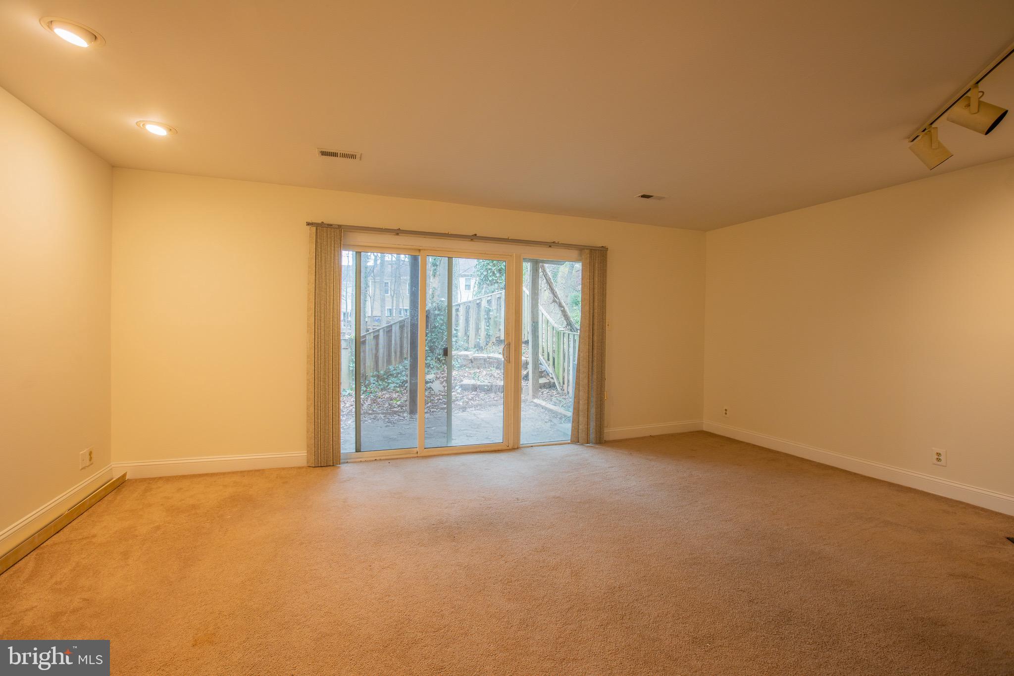 GERMANTOWN - Residential Lease