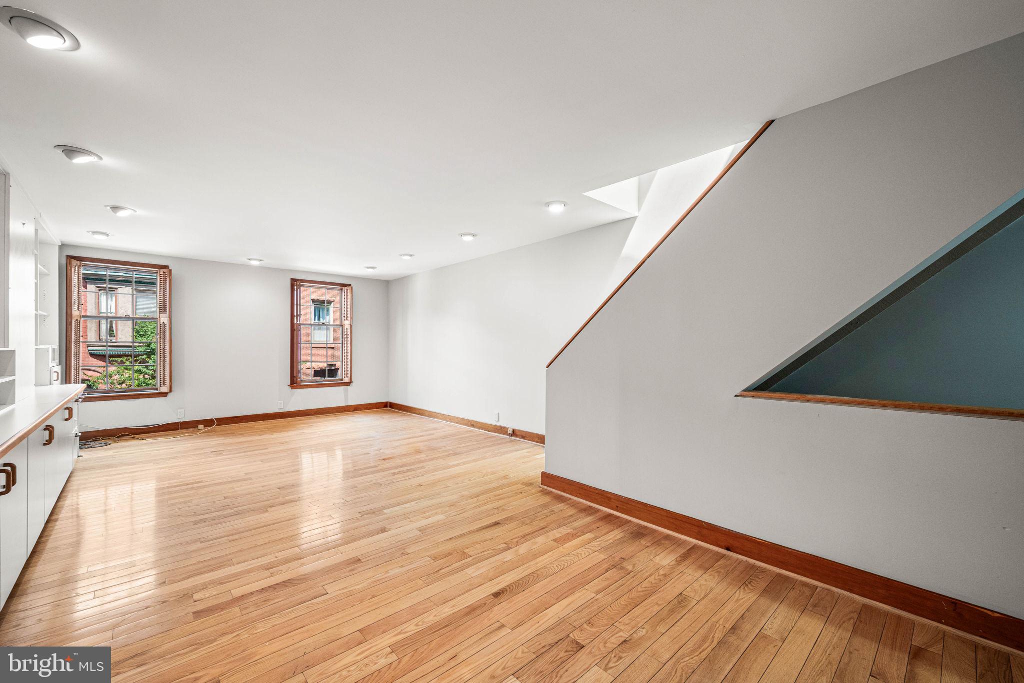 241 S 23RD STREET 2ND FLR