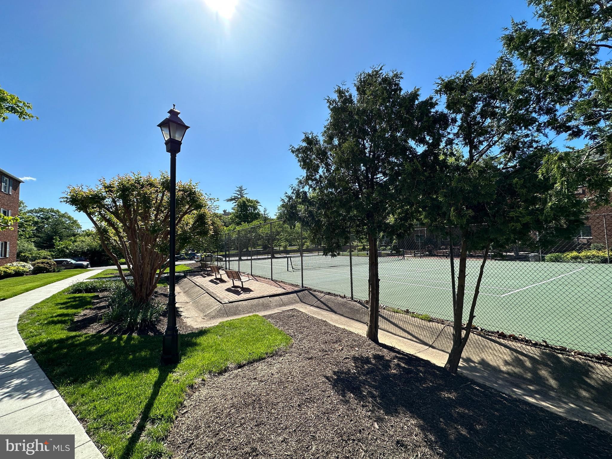 POTOWMACK CROSSING - Residential