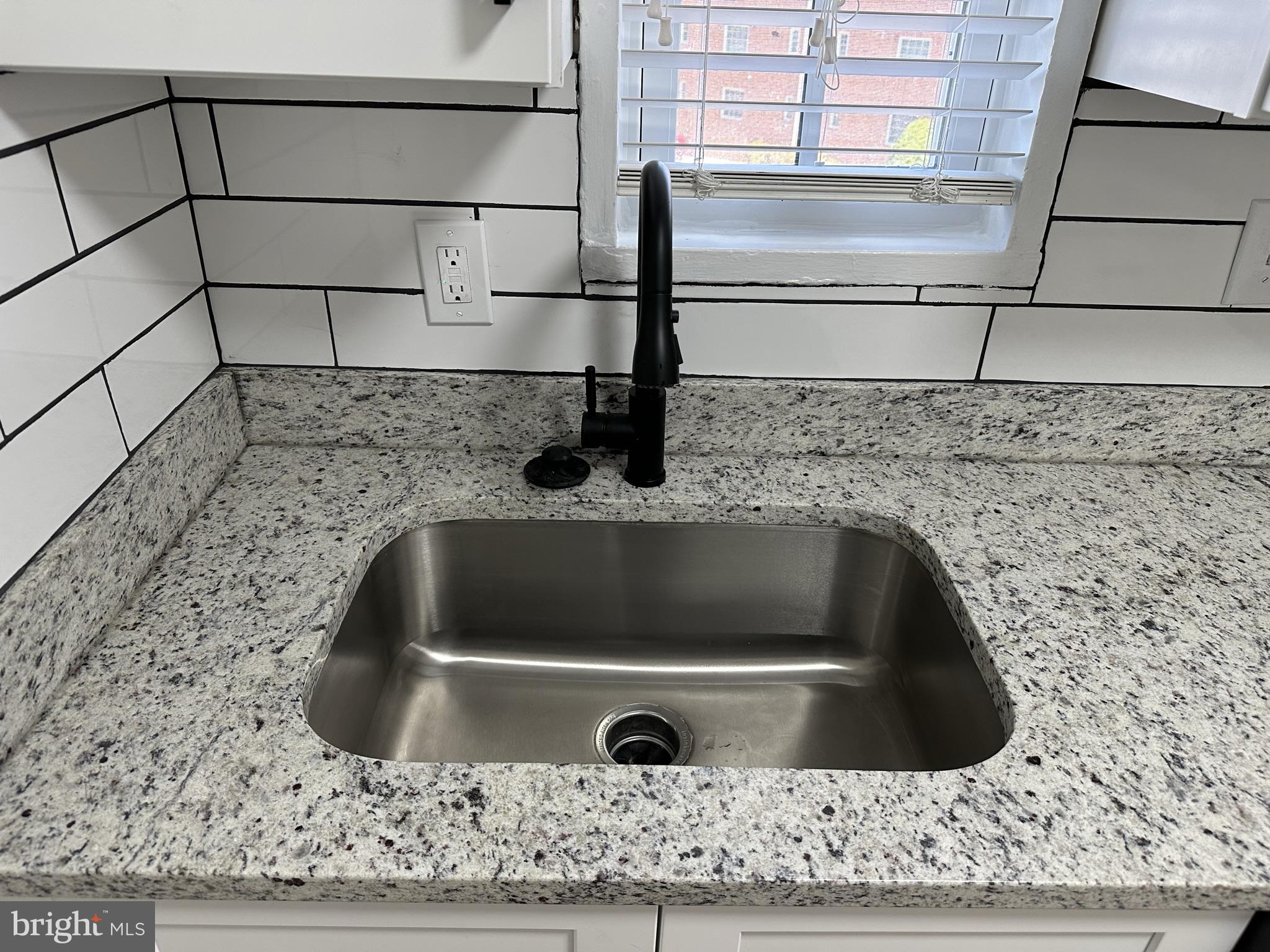 POTOWMACK CROSSING - Residential