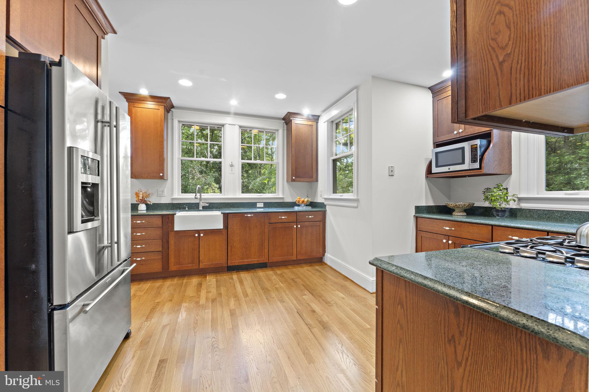 CHEVY CHASE - Residential