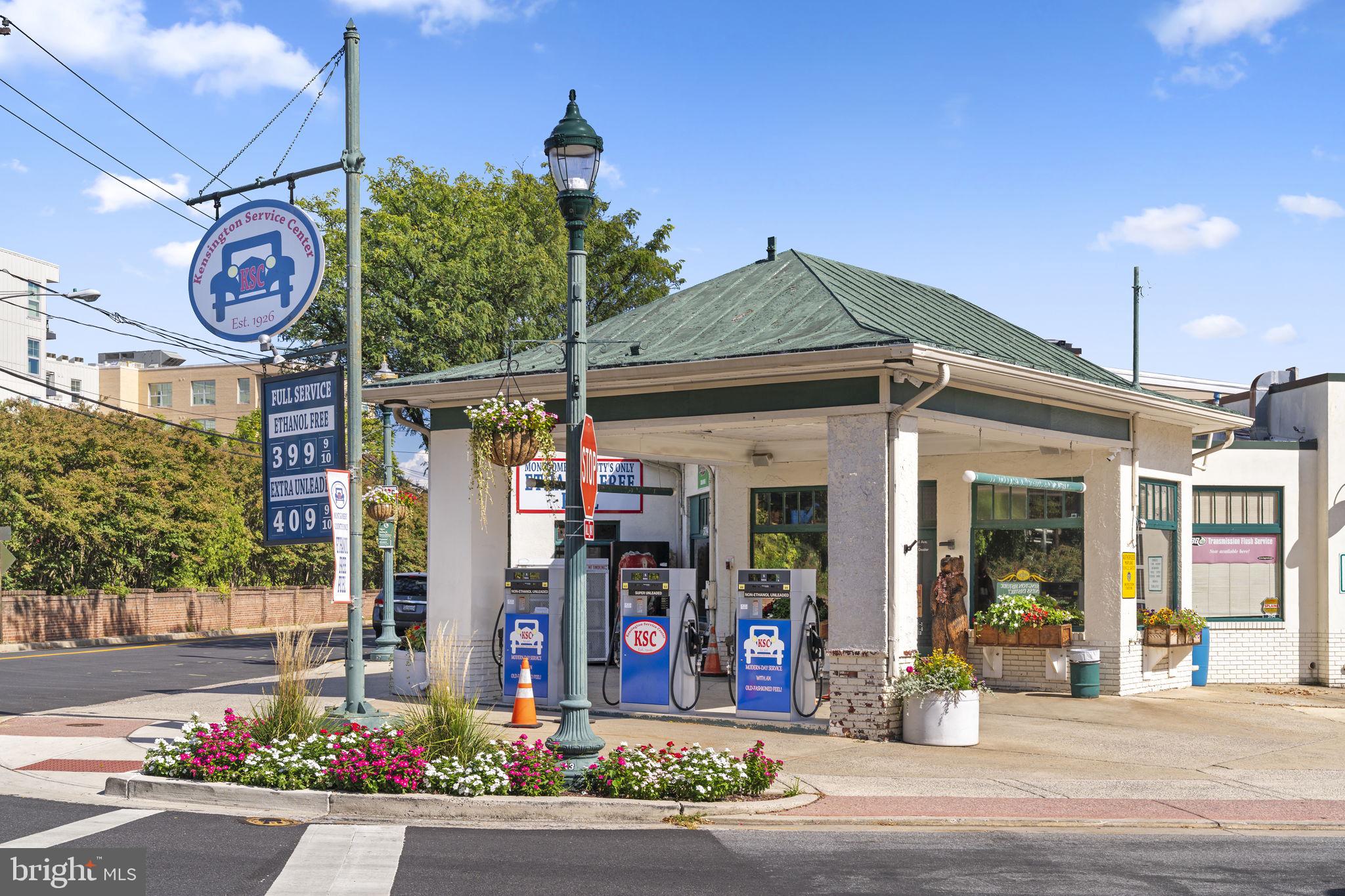 CHEVY CHASE - Residential