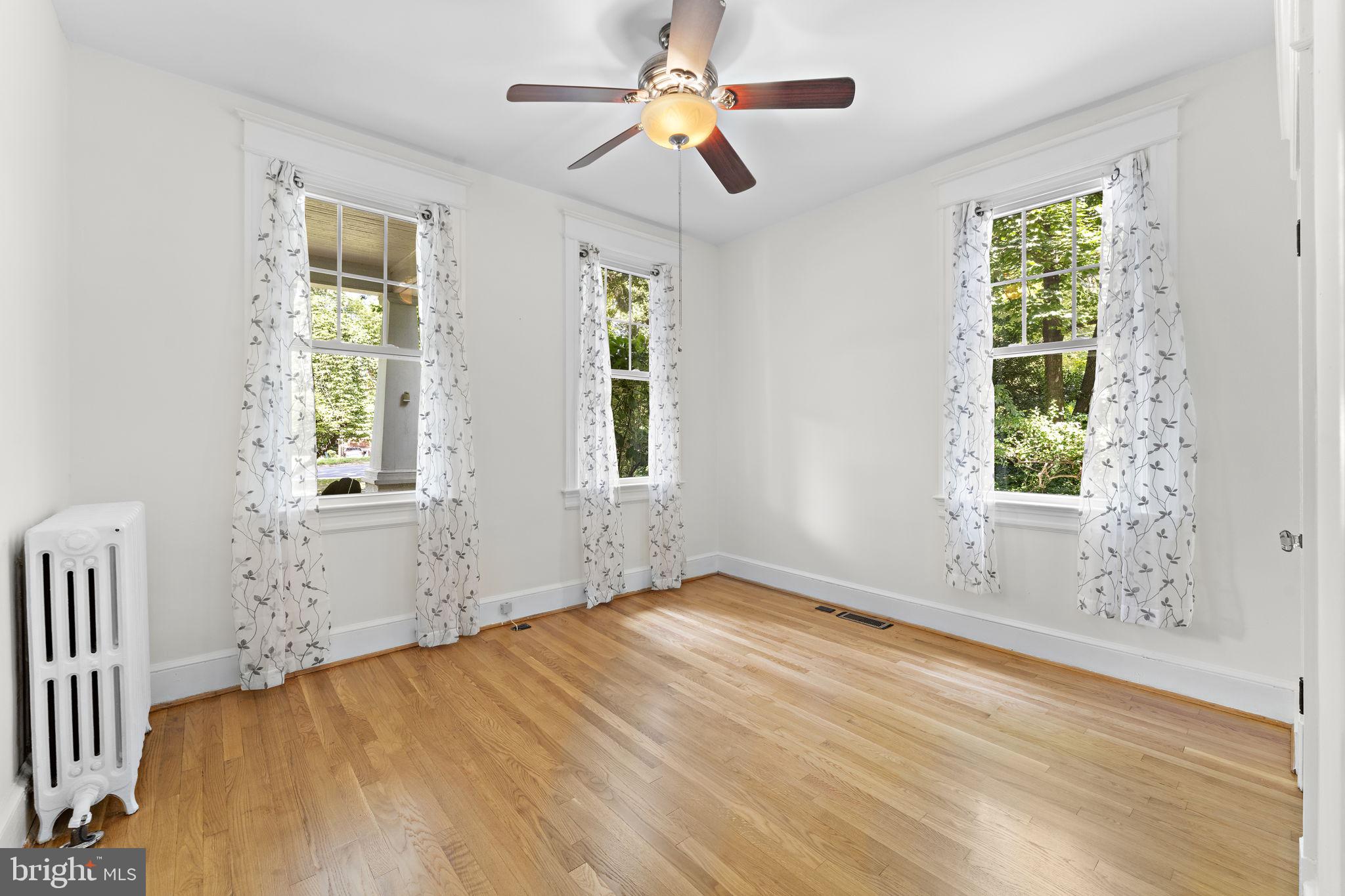 CHEVY CHASE - Residential