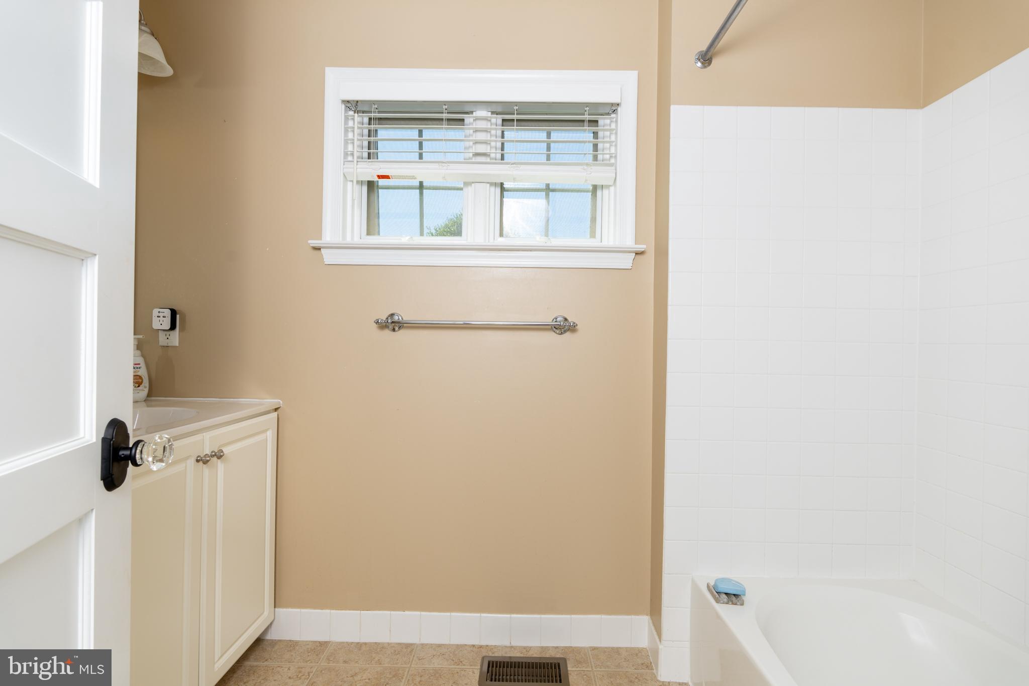 WEATHERSTONE - Residential