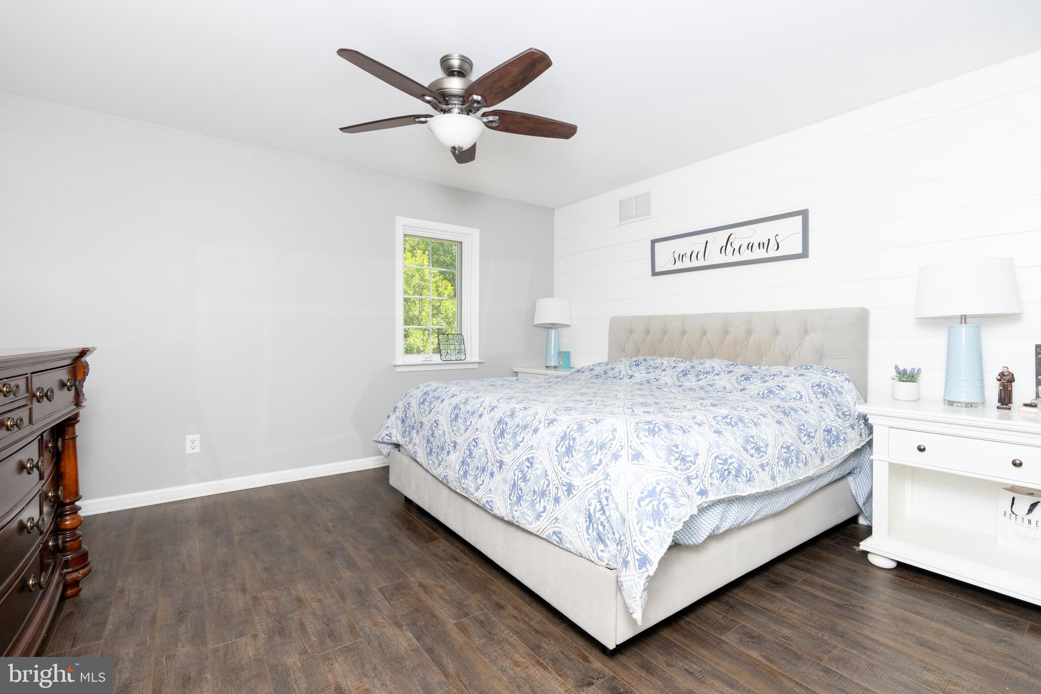 WEATHERSTONE - Residential