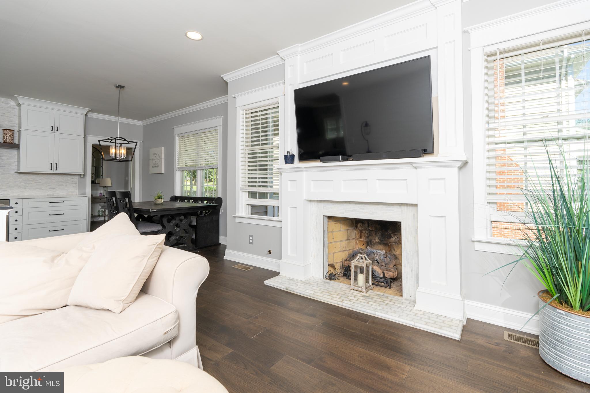 WEATHERSTONE - Residential