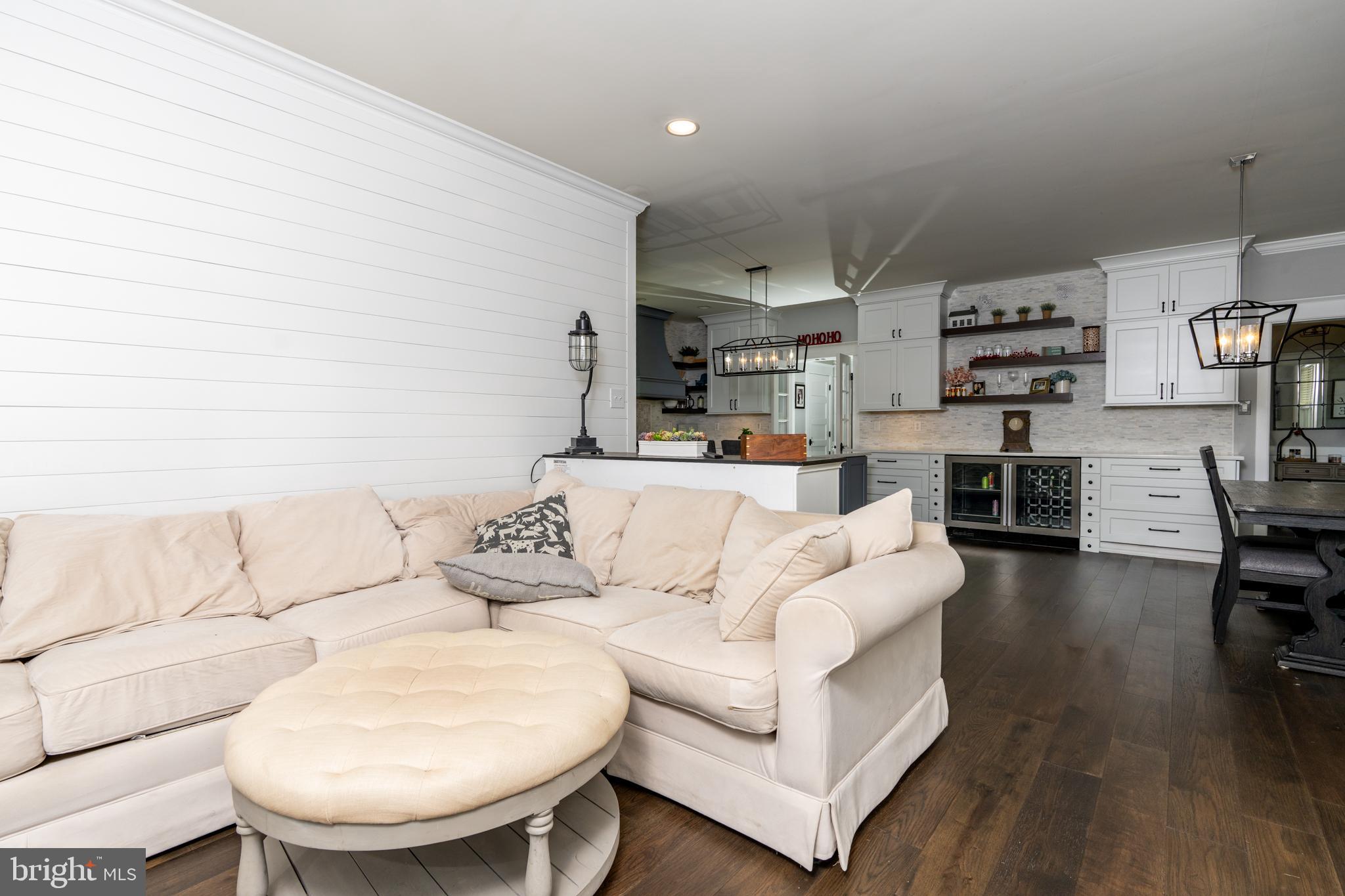 WEATHERSTONE - Residential